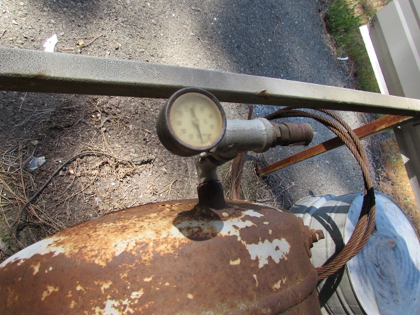 LARGE OLD HORIZONTAL AIR COMPRESSOR - WORKS GREAT