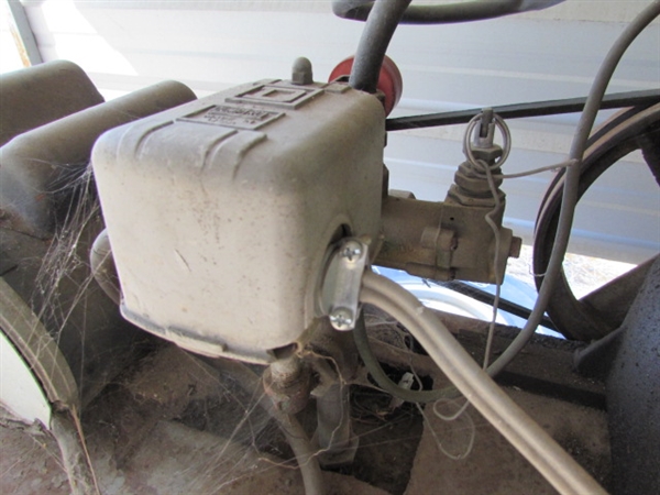 LARGE OLD HORIZONTAL AIR COMPRESSOR - WORKS GREAT
