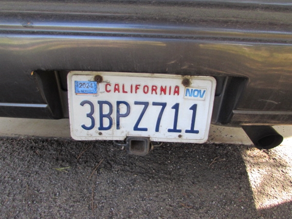 1993 NISSAN MAXIMA - MECHANICS SPECIAL DOES NOT FIRE/RUN - FOR PARTS/REPAIR