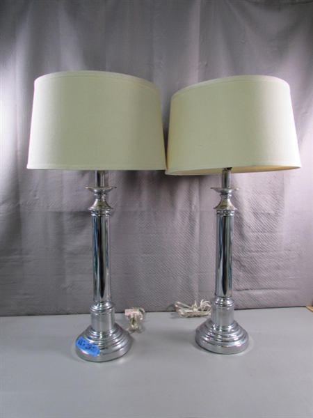 PAIR OF MODERN CHROME TABLE LAMPS