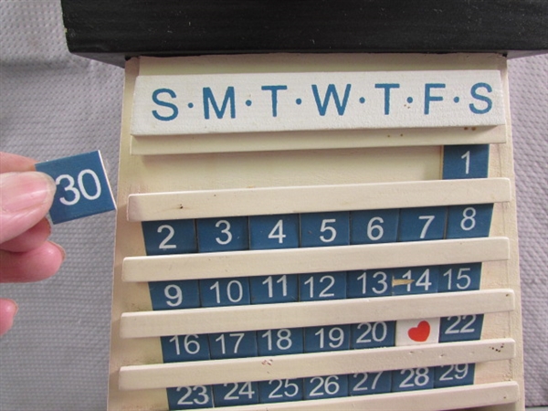 LIGHTHOUSE PERPETUAL CALENDAR