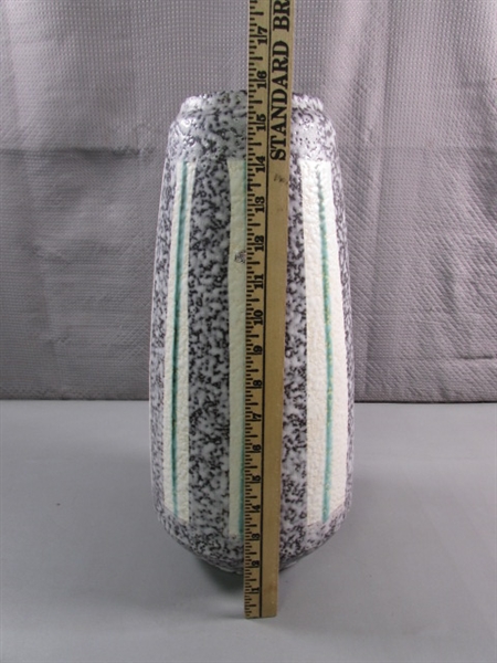 VINTAGE 1950'S W. GERMAN FLOOR VASE