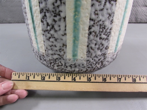 VINTAGE 1950'S W. GERMAN FLOOR VASE