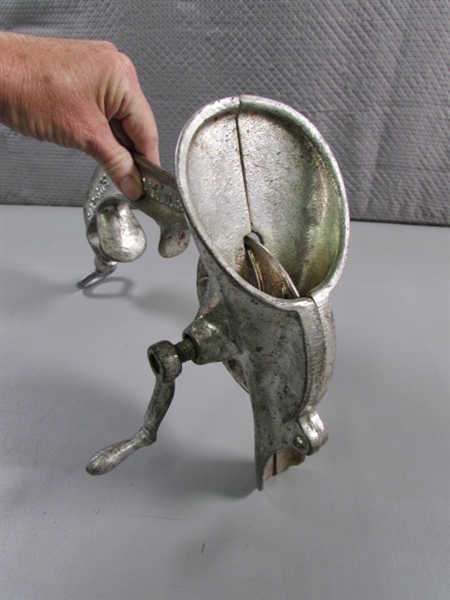 VINTAGE MEAT GRINDERS & CHERRY STONER