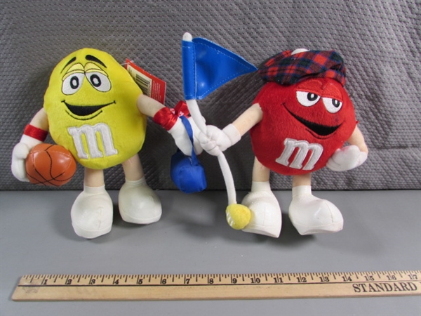 M&M CANDY DISPENSERS, PLUSHIES, MAGNETS & CANDLES