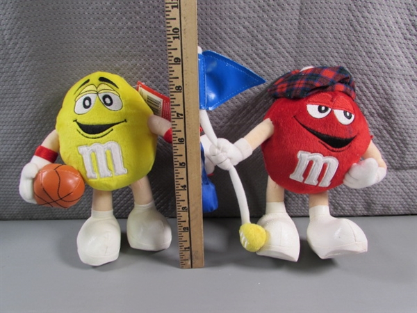 M&M CANDY DISPENSERS, PLUSHIES, MAGNETS & CANDLES