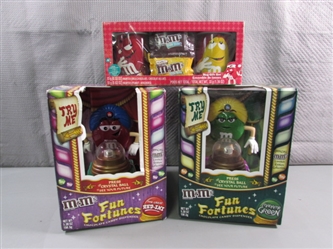 M&M "FUN FORTUNES" CANDY DISPENSERS & MUG SET