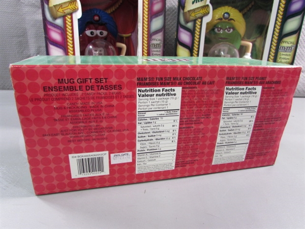 M&M FUN FORTUNES CANDY DISPENSERS & MUG SET