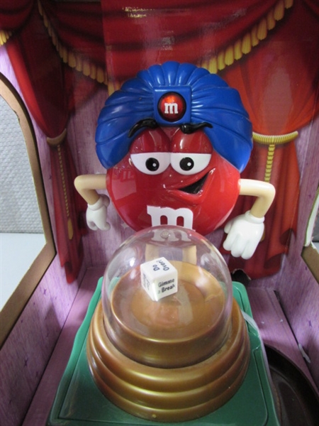 M&M FUN FORTUNES CANDY DISPENSERS & MUG SET