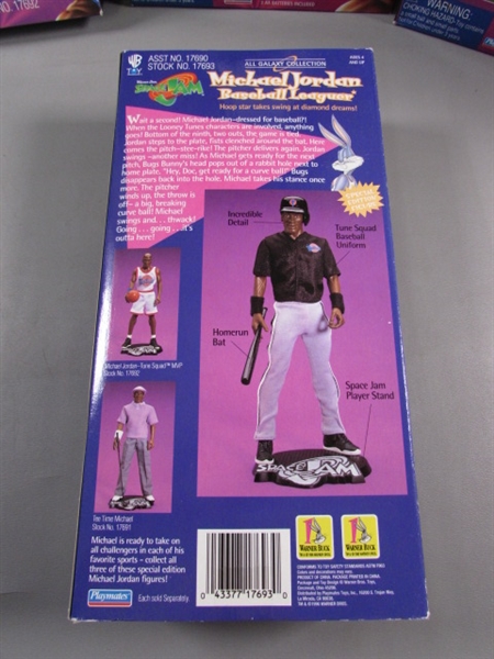 NEW 1996 SPACE JAM MICHAEL JORDAN FIGURES 