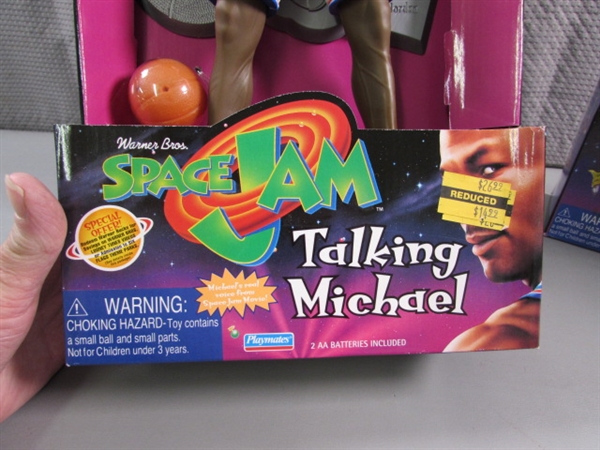 NEW 1996 SPACE JAM MICHAEL JORDAN FIGURES 