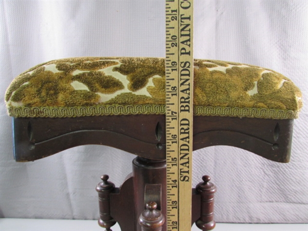 ANTIQUE EASTLAKE PIANO STOOL W/UPHOLSTERED SEAT