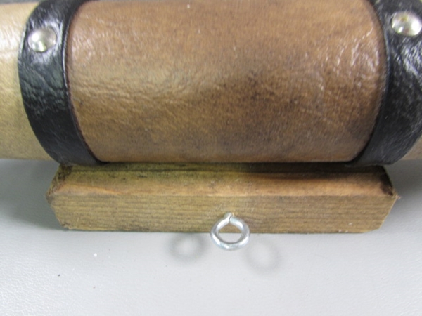 POLISHED HORN DECOR
