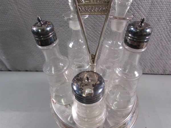 SILVERPLATE CRUET SET