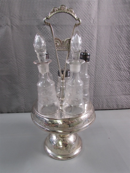 SILVERPLATE CRUET SET
