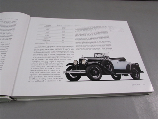 AMERICAN AUTO LEGENDS - COFFEE TABLE BOOK