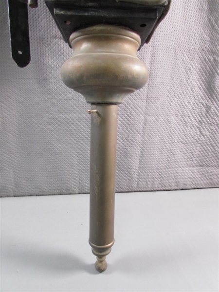 ANTIQUE ELECTRIFIED HEARSE CARRIAGE LANTERN - UNTESTED