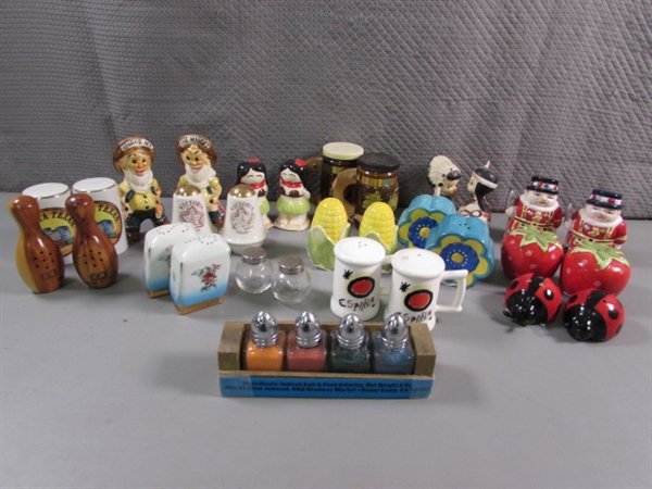 SALT & PEPPER SHAKER COLLECTION