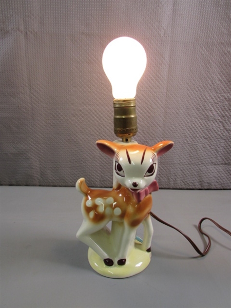 VINTAGE 1950'S BAMBI FAWN TABLE LAMP - WORKS