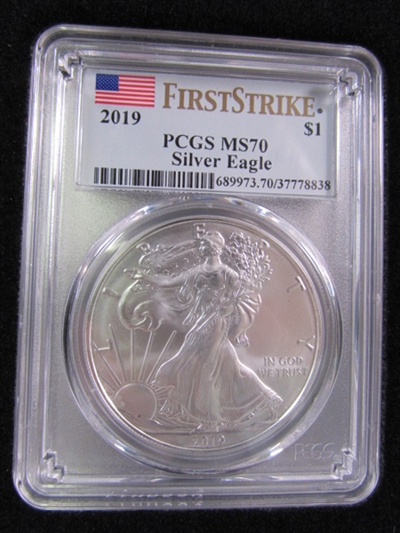 2019 UNCIRCULATED SILVER EAGLE 1 OUNCE FINE SILVER- US $1 COIN