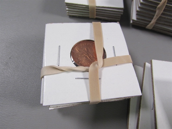 LARGE COLLECTION OF CANADIAN PENNIES