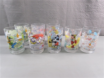 8 COLLECTIBLE WALT DISNEY GLASSES