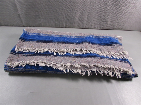WOVEN WOOL THROW