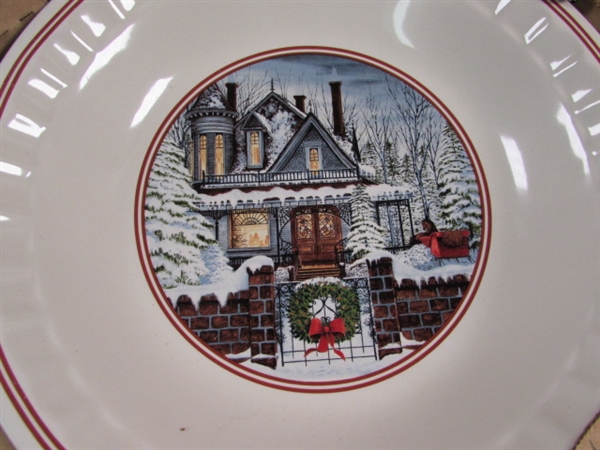 WATKINS PIE PLATE & CRANBERRY EXTRACT GIFT SET