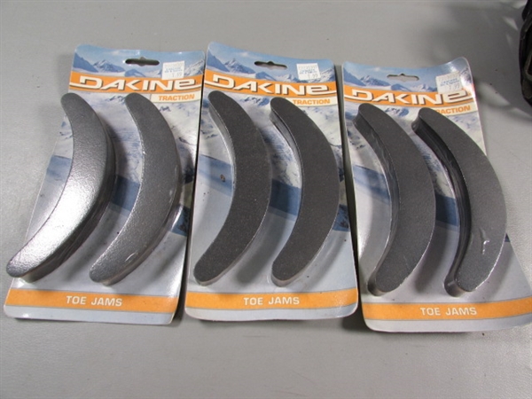 NOS SKI/SNOW ACCESSORIES