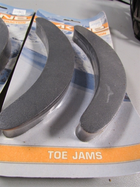 NOS SKI/SNOW ACCESSORIES