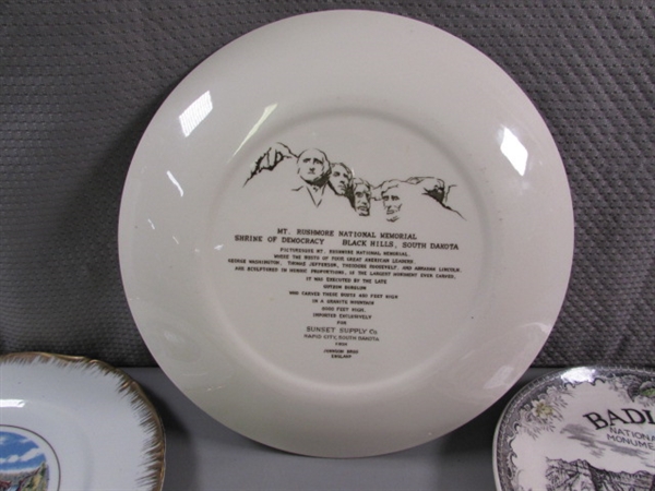 6 VINTAGE SOUVENIR PLATES