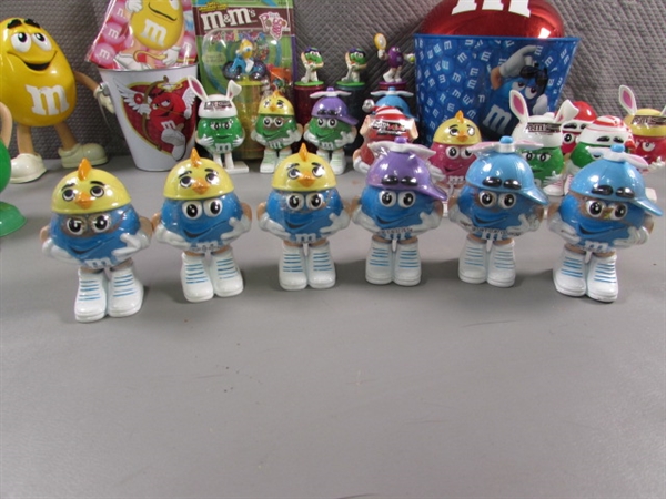 LARGE COLLECTION OF M&M CHARACTER COLLECTIBLES & TOYS