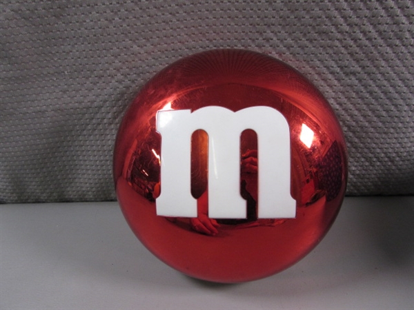 LARGE COLLECTION OF M&M CHARACTER COLLECTIBLES & TOYS