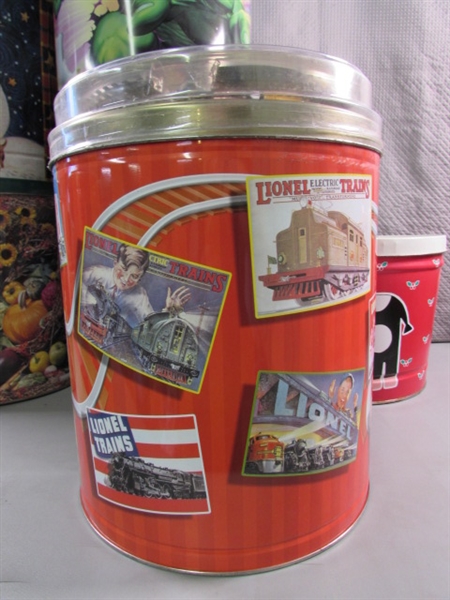 LARGE & SMALL POPCORN TINS