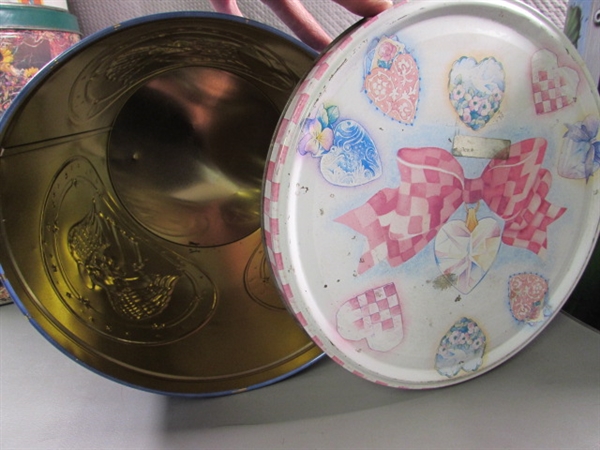 LARGE & SMALL POPCORN TINS