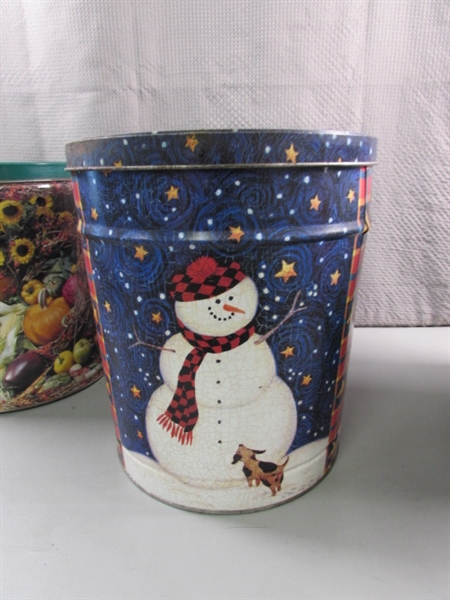 LARGE & SMALL POPCORN TINS
