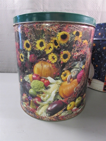 LARGE & SMALL POPCORN TINS
