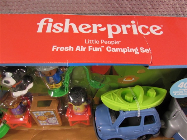 FISHER PRICE LITTLE PEOPLE CAMPING SET -NEW