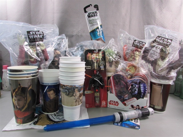 STAR WARS - EPISODE 1 DRINK TOPPERS & COLLECTIBLE TOYS