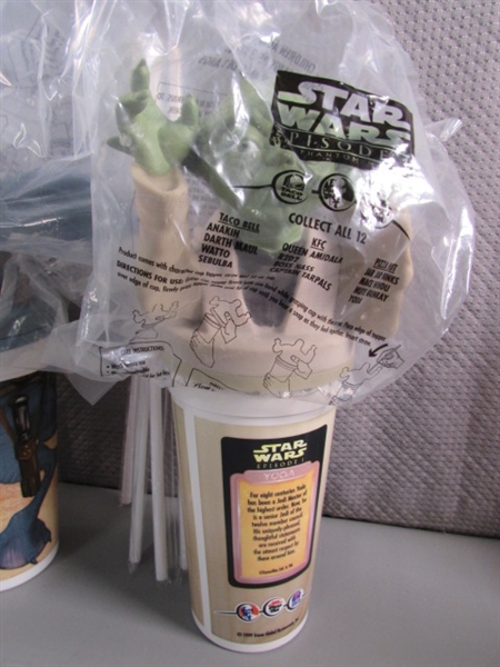 STAR WARS - EPISODE 1 DRINK TOPPERS & COLLECTIBLE TOYS