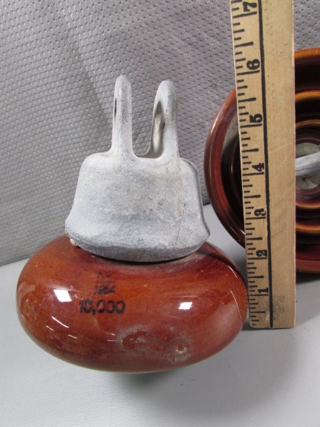 4 CERAMIC INSULATORS