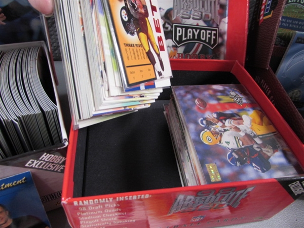 FOOTBALL TRADING CARDS - MIXED YEARS & BRANDS