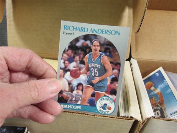 2 BOXES OF ASSORTED BASKETBALL TRADING CARDS