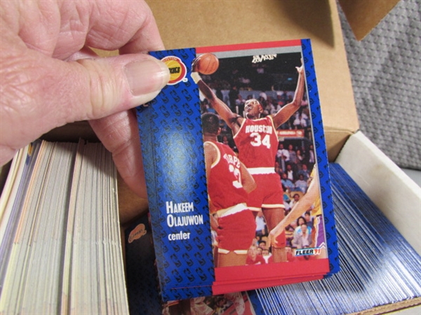 2 BOXES OF ASSORTED BASKETBALL TRADING CARDS