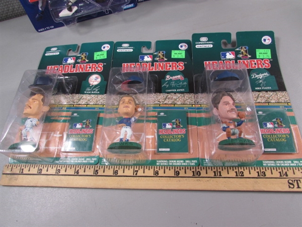 NEW BASEBALL COLLECTOR FIGURINES