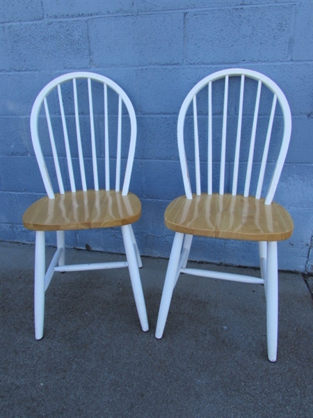 PAIR OF WOODEN CHAIRS
