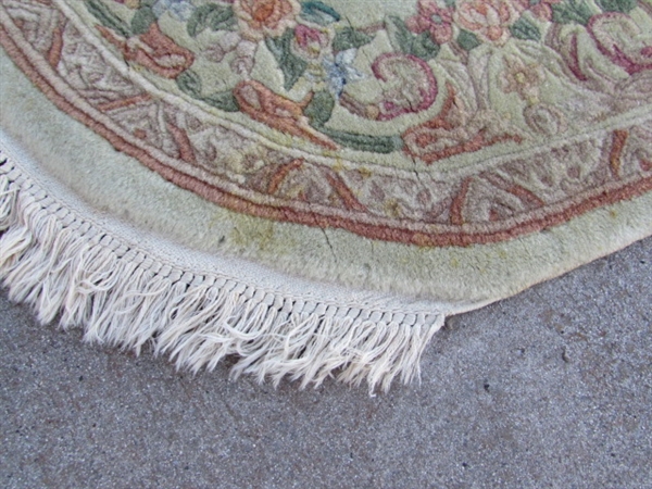 3' X 5' HAND WOVEN PERSIAN OVAL RUG - KERMAN PATTERN - NEEDS CLEANING