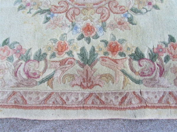 3' X 5' HAND WOVEN PERSIAN OVAL RUG - KERMAN PATTERN - NEEDS CLEANING