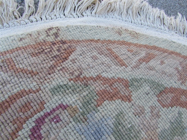 3' X 5' HAND WOVEN PERSIAN OVAL RUG - KERMAN PATTERN - NEEDS CLEANING