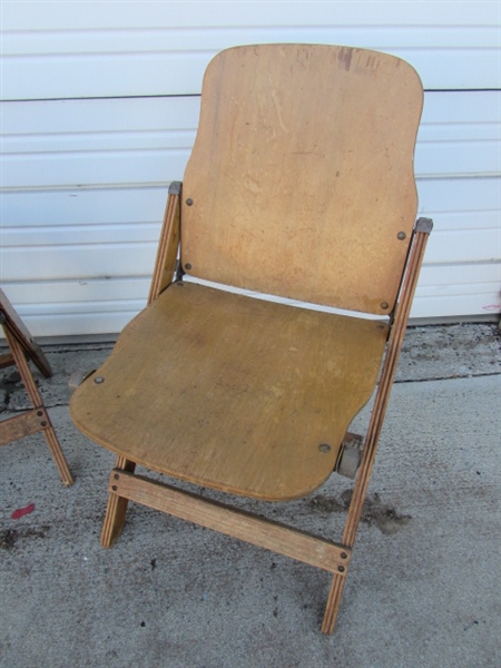 4 VINTAGE WOOD FOLDING CHAIRS